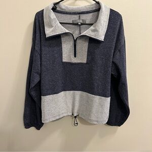 Navy and Gray Quarter-Zip Light Pullover Medium